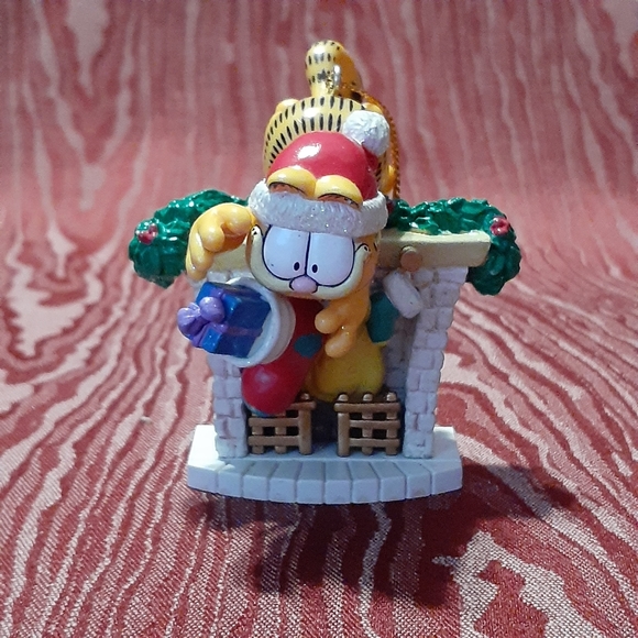 VINTAGE PAWS GARFIELD TRIM A TREE ORNAMENT CHIMNEY/STOCKING GIFTS NEW IN BOX - Picture 3 of 8